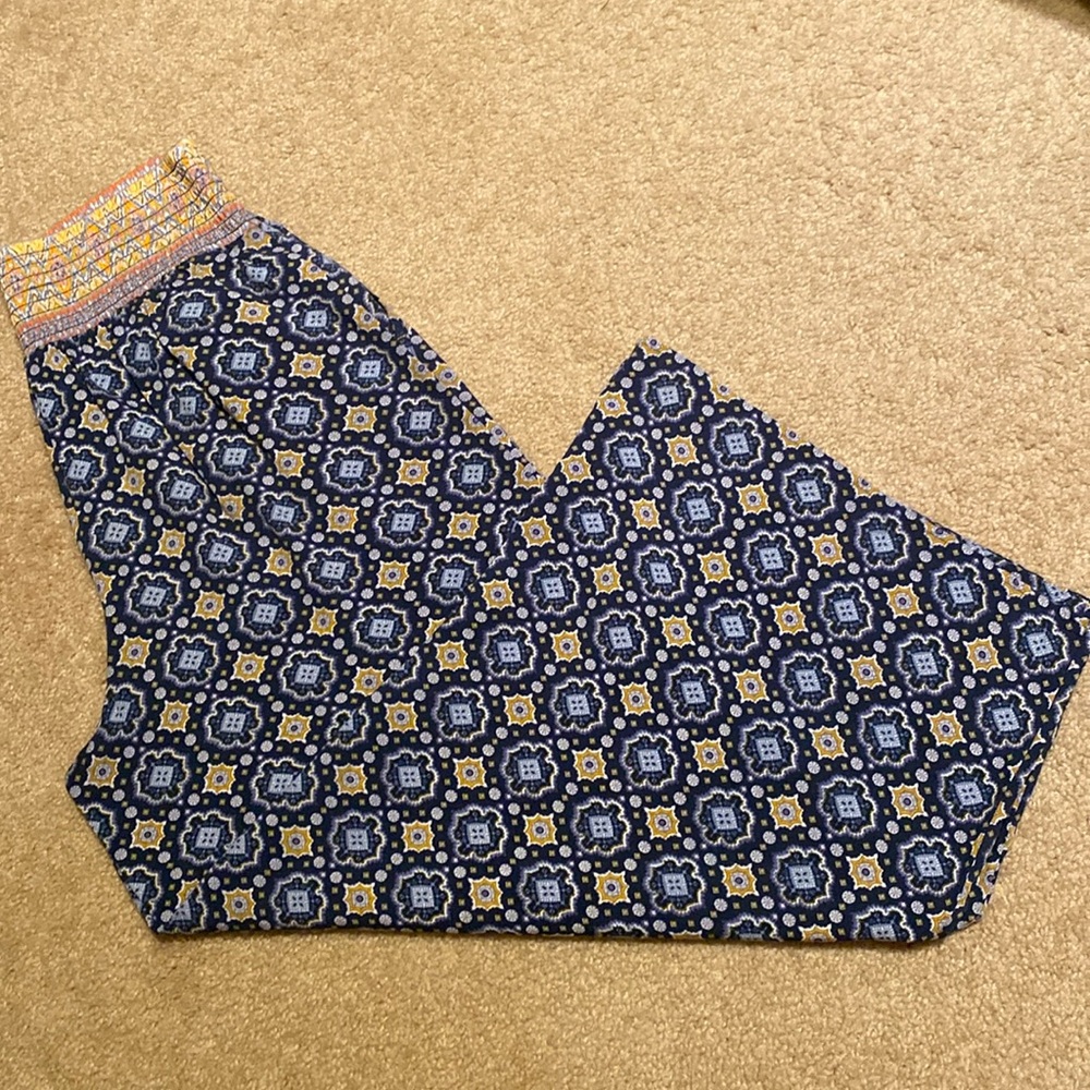 Aventura - size medium - palazzo beach pants